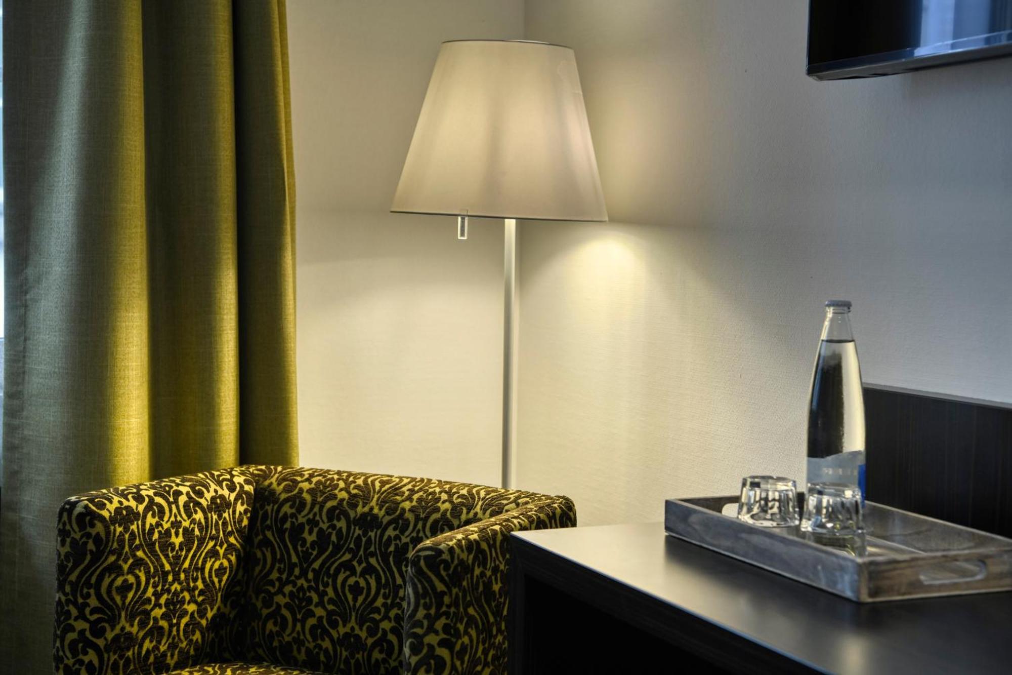 Boutique Hotel Reiser Altdorf Εξωτερικό φωτογραφία