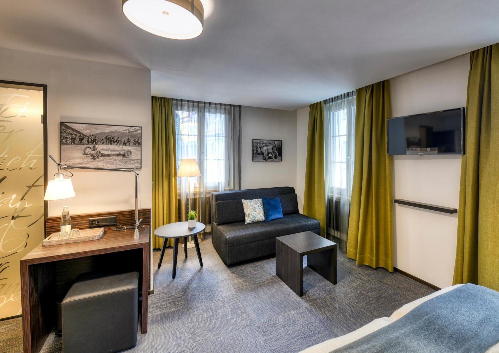 Boutique Hotel Reiser Altdorf Εξωτερικό φωτογραφία