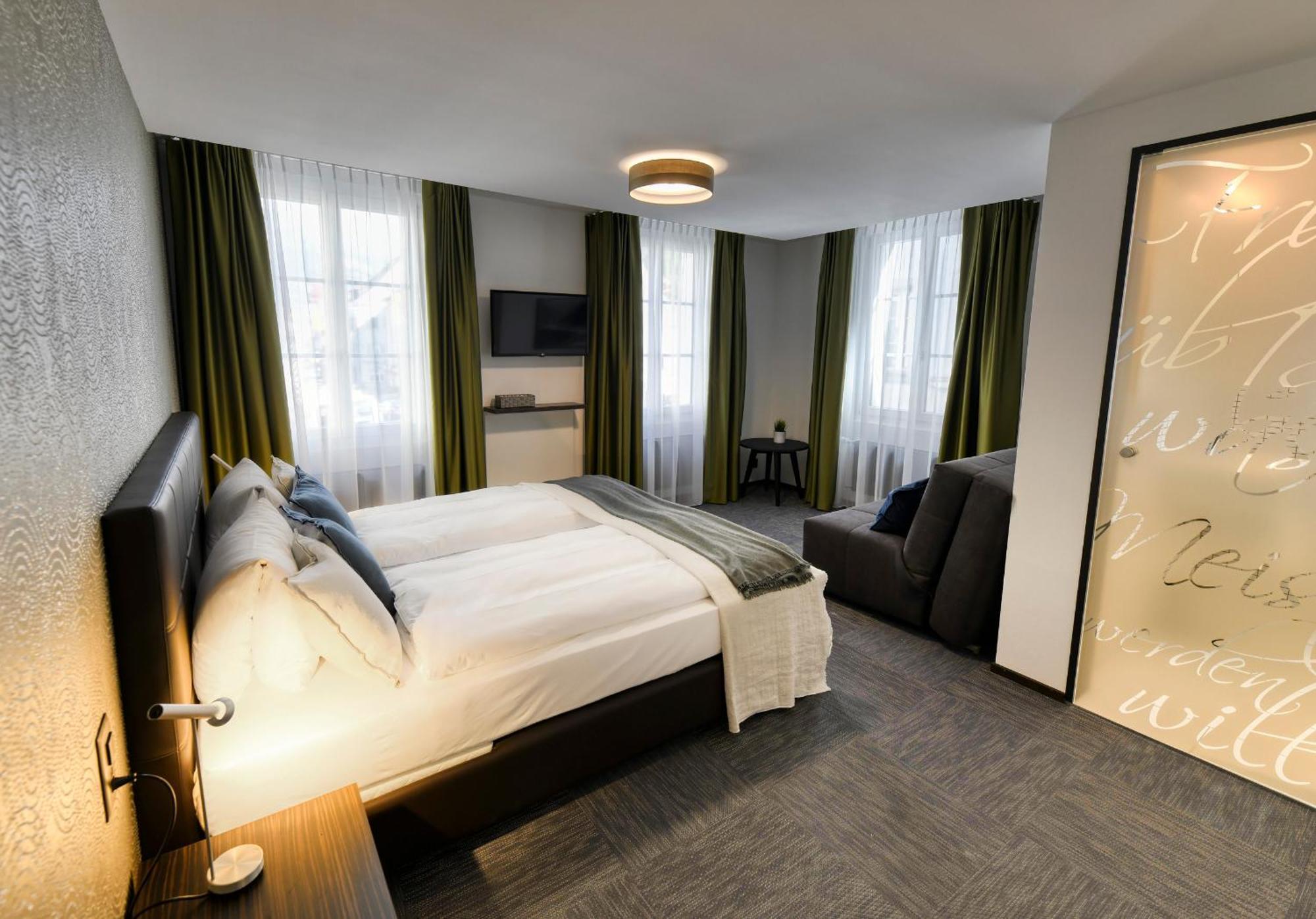Boutique Hotel Reiser Altdorf Εξωτερικό φωτογραφία